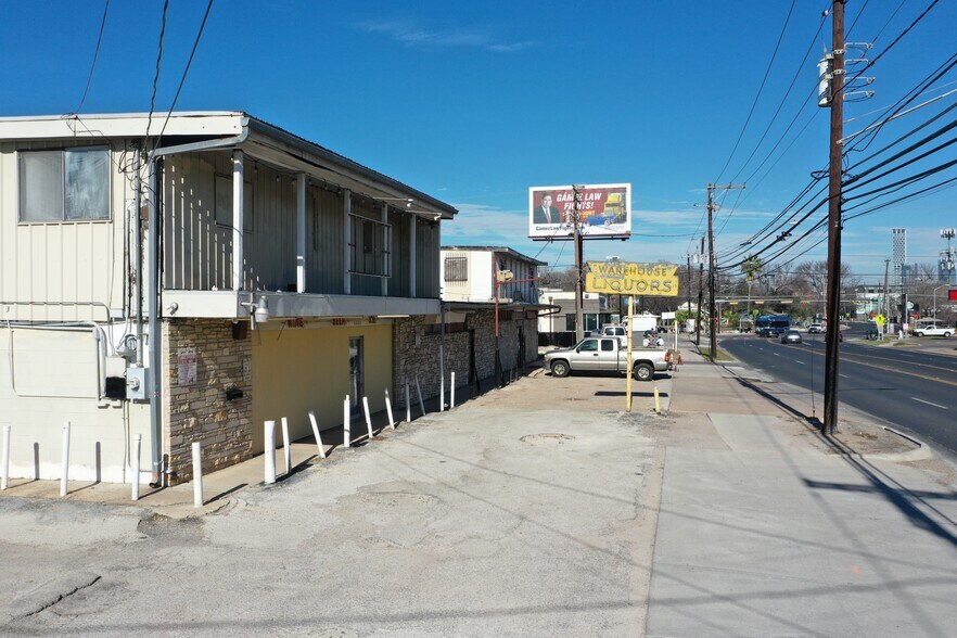 More Photos Of 2420 S 1st St, Austin Land For Sale