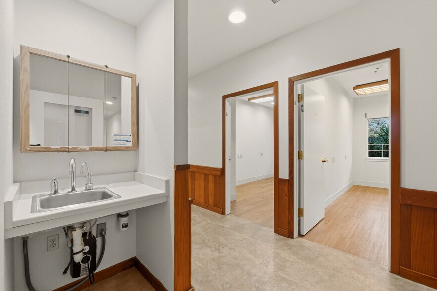 More Photos Of 24954 Cypress Ave, Hayward Multifamily For Sale