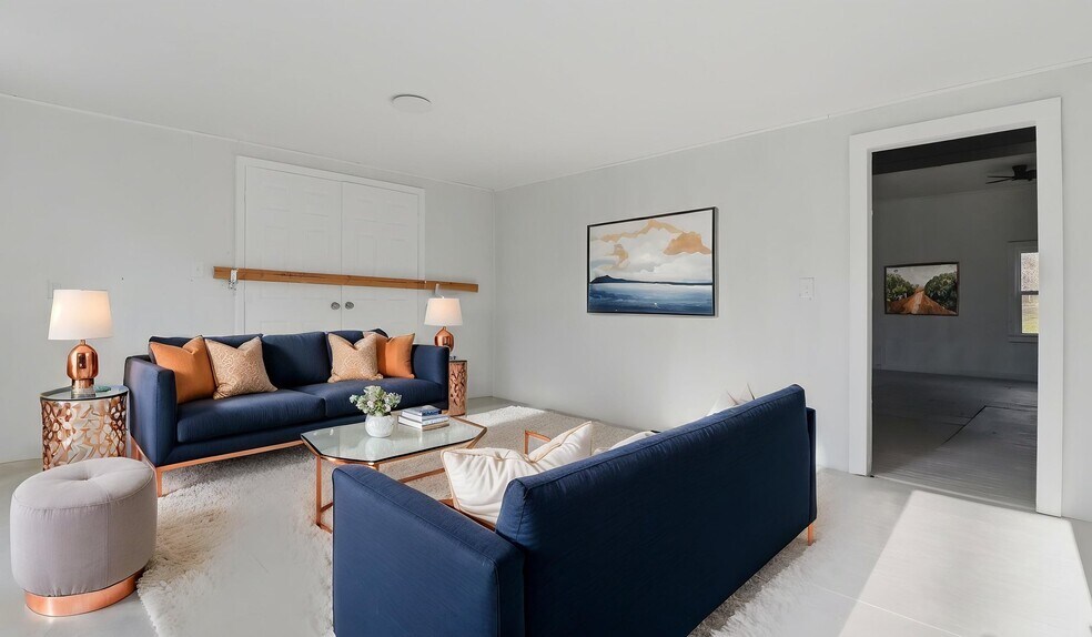 More Photos Of 3104 Tucker Hill Rd, Kinsale Warehouse For Sale