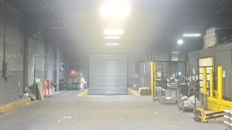 More Photos Of 253-257 Meserole St, Brooklyn Warehouse For Sale