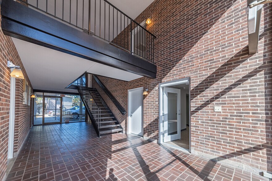 More Photos Of , Cincinnati Office For Sale