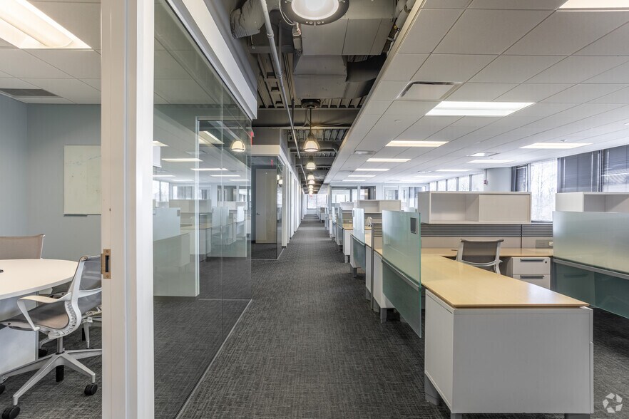 More Photos Of 187 Danbury Rd, Wilton Unknown For Lease