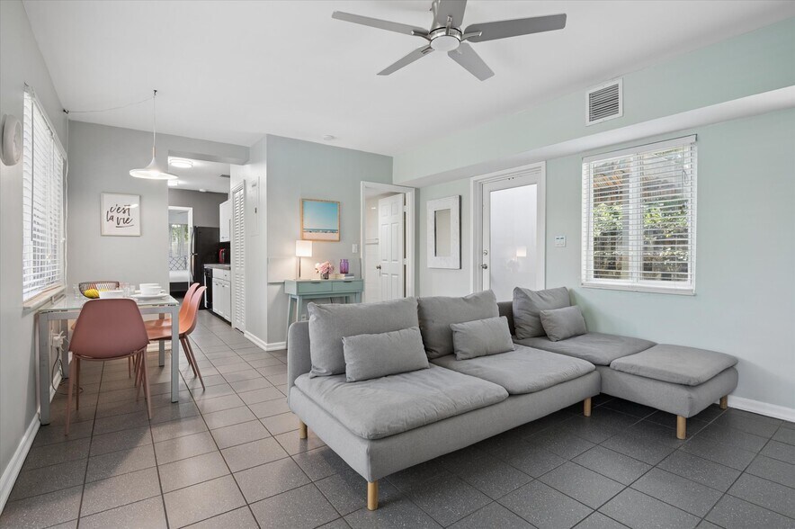 More Photos Of 1123 NE 14th Ave, Fort Lauderdale Apartments For Sale