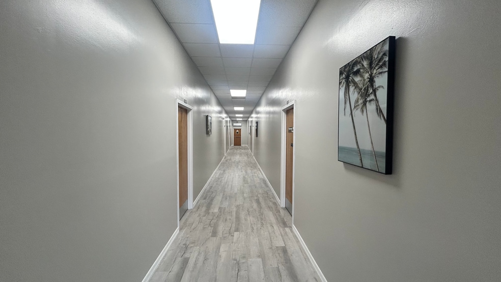 More Photos Of 503 N Orlando Ave, Cocoa Beach Office For Lease