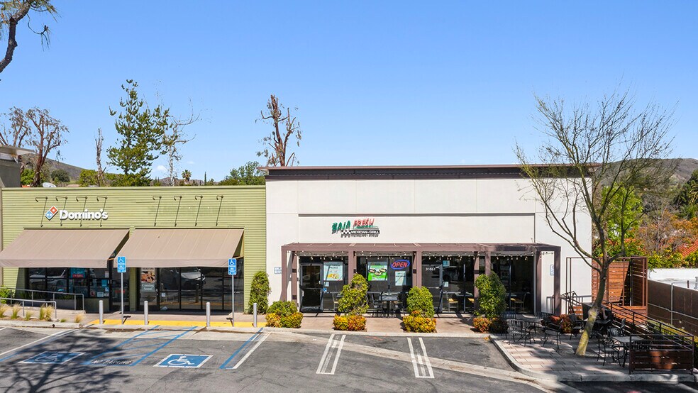 More Photos Of 30805-30895 E Thousand Oaks Blvd, Westlake Village Unknown For Lease