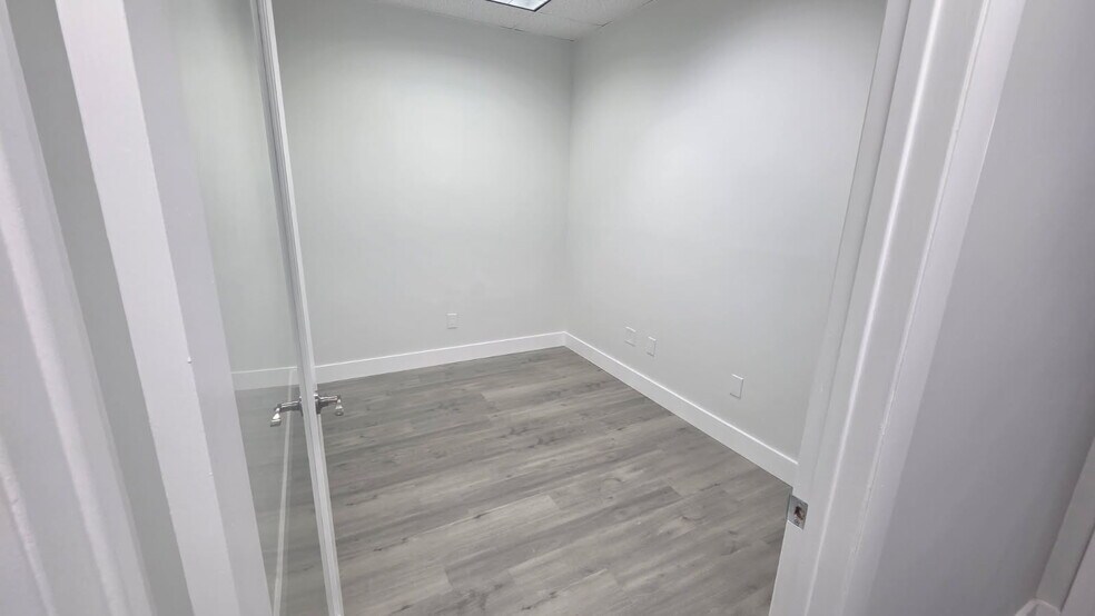 More Photos Of 7100 W Commercial Blvd, Lauderhill Unknown For Lease