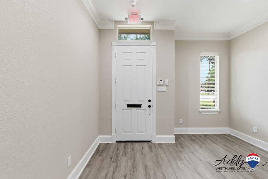 More Photos Of 11601 Spring Cypress Rd, Tomball Medical For Sale