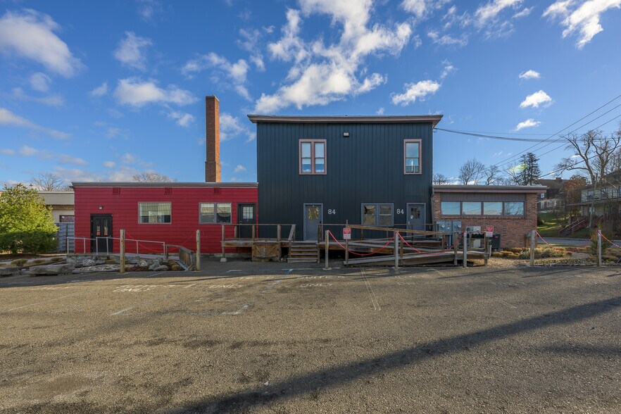 More Photos Of 78-90 Green St, Hudson Flex For Sale