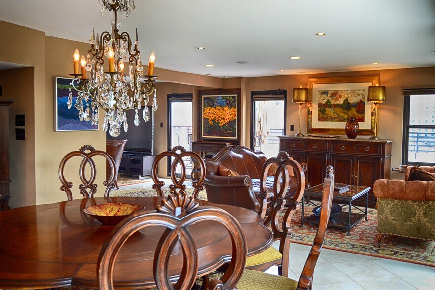 More Photos Of 126 E Main Plz, San Antonio Apartments For Sale