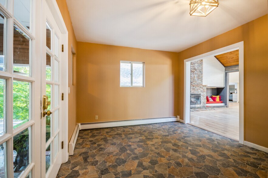 More Photos Of 584 Milltown Rd, Brewster Village Specialty For Sale
