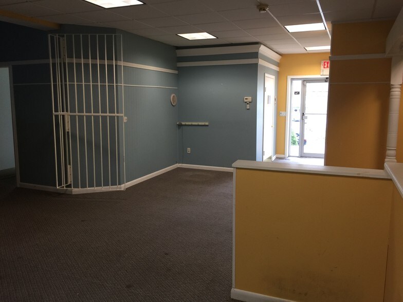 More Photos Of 97 Locust Ave, Cortlandt Manor Medical For Sale