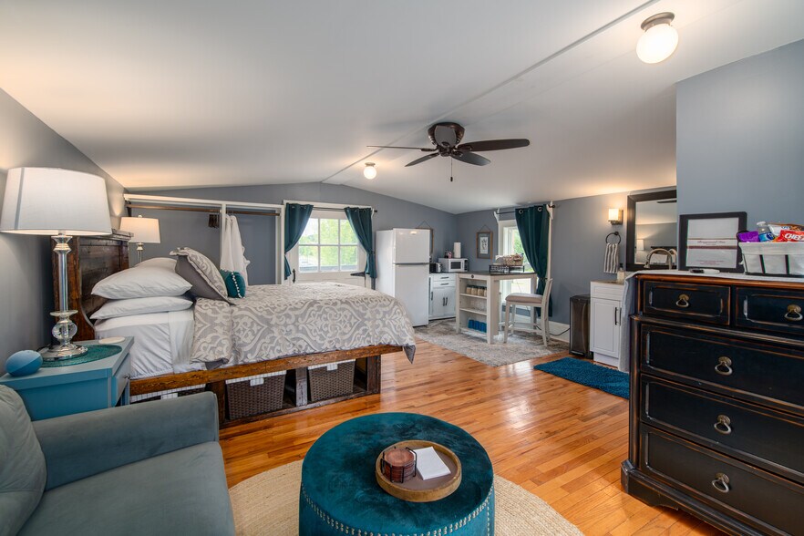 More Photos Of 143 Church Ave, Oshkosh Hospitality For Sale