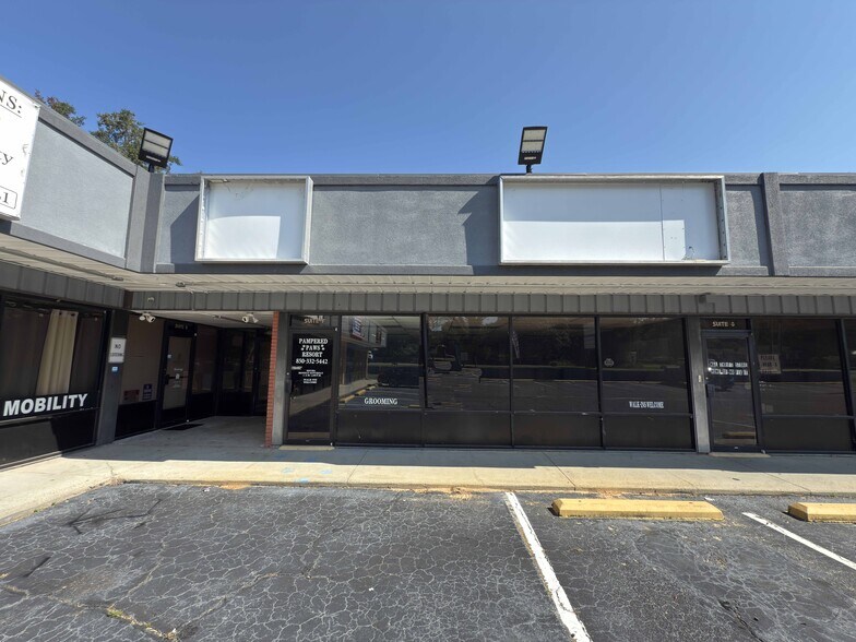 More Photos Of 6100 W Fairfield Dr, Pensacola Unknown For Lease