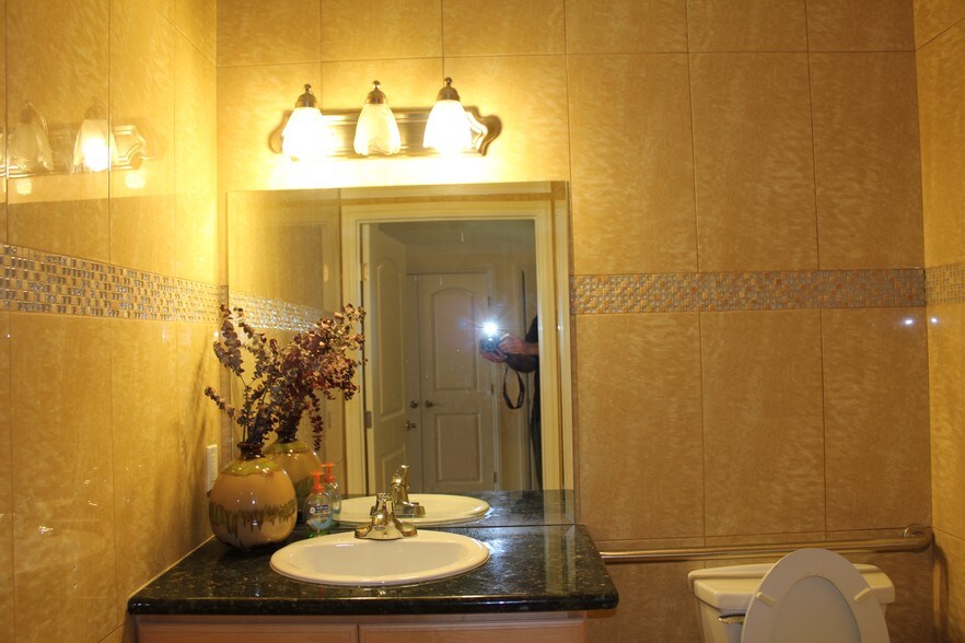 More Photos Of 11501 Hatteras St, North Hollywood Apartments For Sale