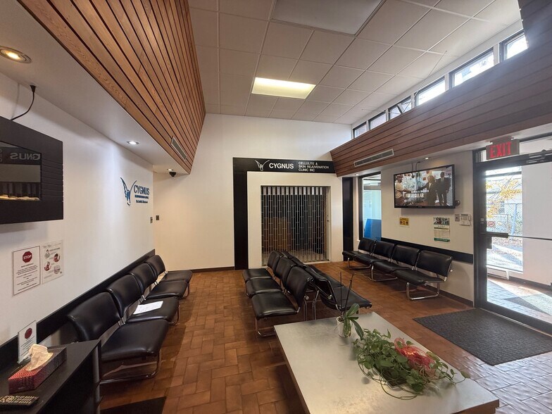 More Photos Of 9833 Tecumseh Rd E, Windsor Medical For Sale