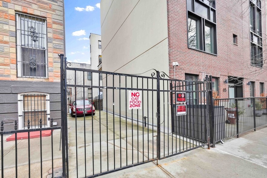 More Photos Of 63 Irving Pl, Brooklyn Land For Sale