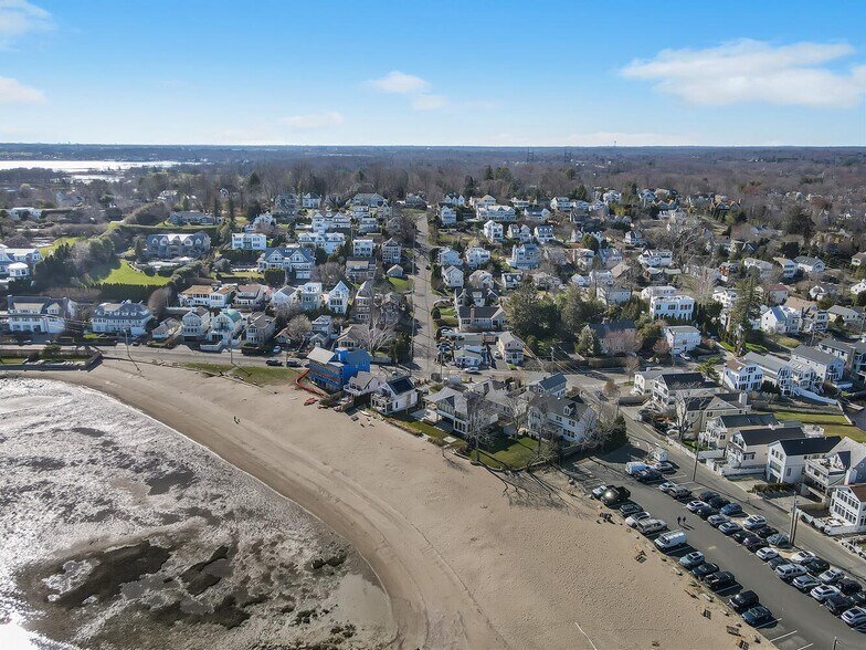 More Photos Of 222 Hillspoint Rd, Westport Restaurant For Lease