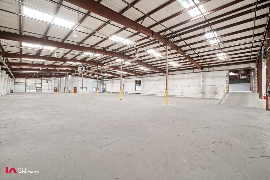 More Photos Of 981-983 Industrial Park Dr, Marietta Warehouse For Sale