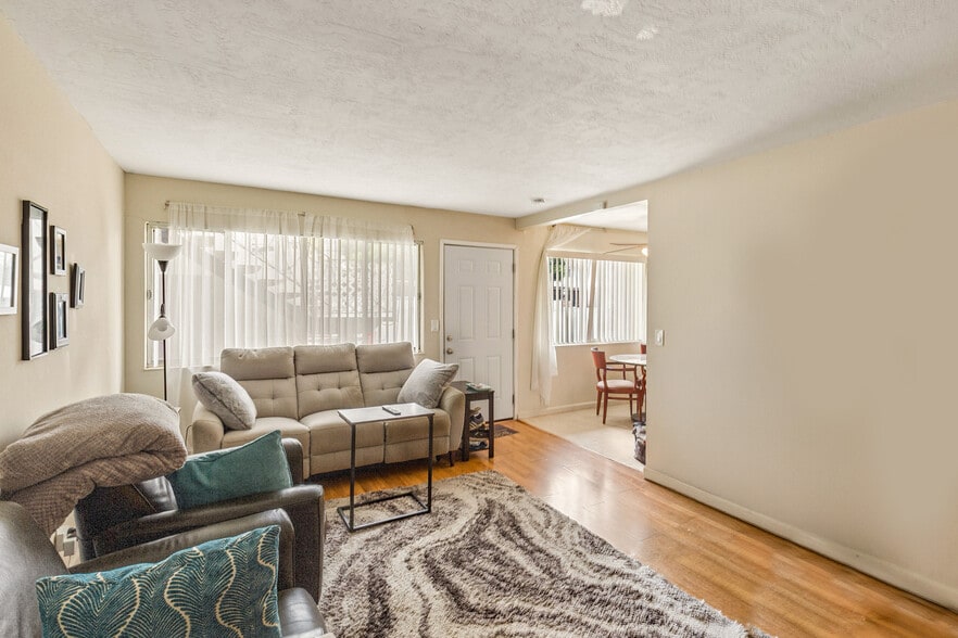 More Photos Of 2388 Karen Dr, Santa Clara Apartments For Sale