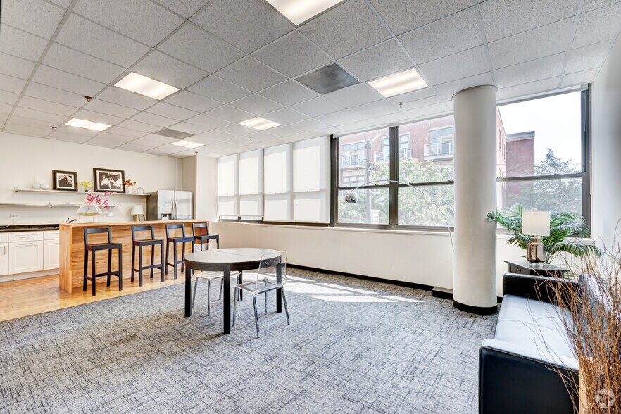 More Photos Of 3520 S Morgan St, Chicago Loft Creative Space For Lease