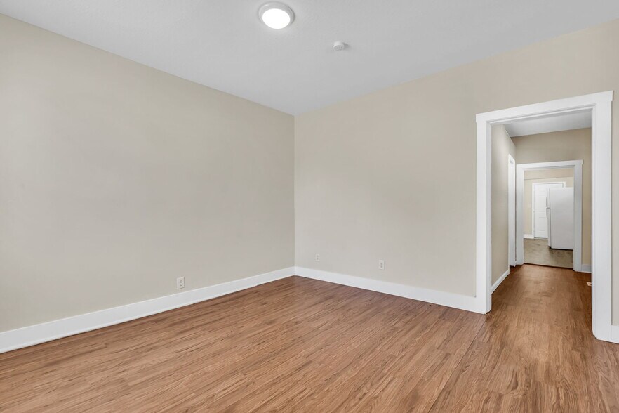 More Photos Of 642-654 W State St, Columbus Manufactured Housing Mobile Home Park For Sale