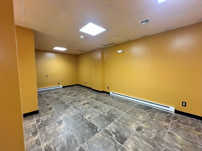 More Photos Of 15-17 Oak St, Patchogue Office Residential For Sale