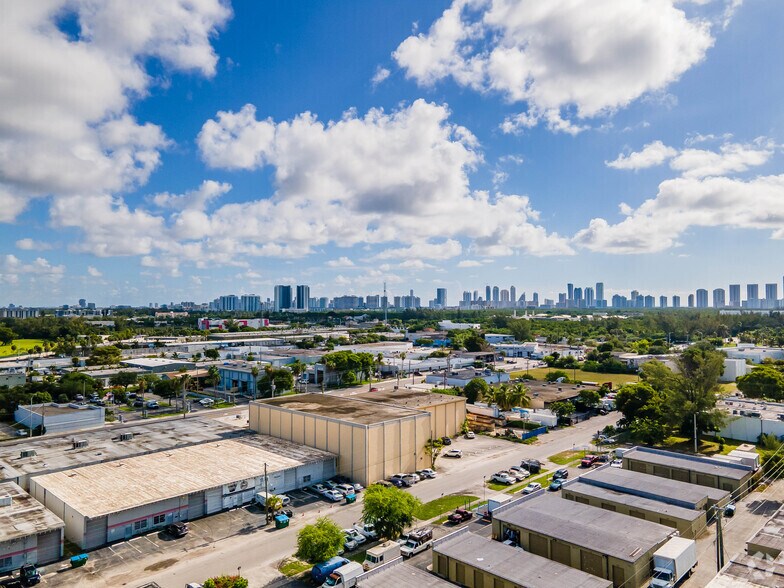 More Photos Of 1935 NE 150th St, Miami Warehouse For Sale