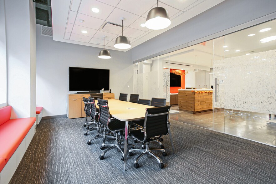 More Photos Of 421 W 54th St, New York Apartments For Sale