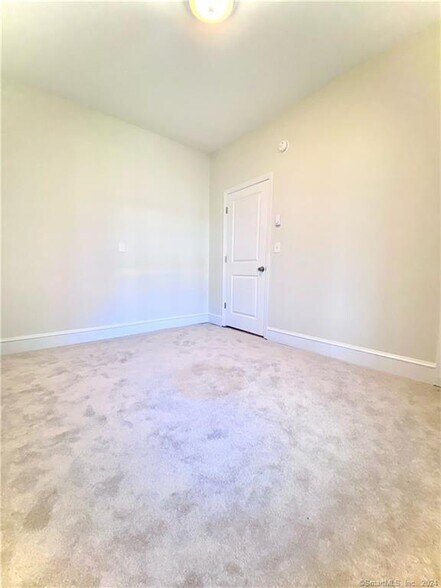 More Photos Of 82 Water St, Torrington Apartments For Lease