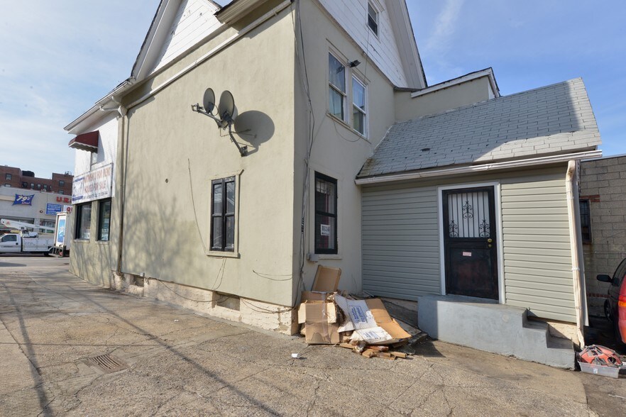 More Photos Of 3509 Junction Blvd, Flushing Storefront Retail Office For Sale