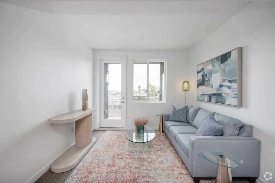 More Photos Of 2724 El Cajon Blvd, San Diego Apartments For Lease