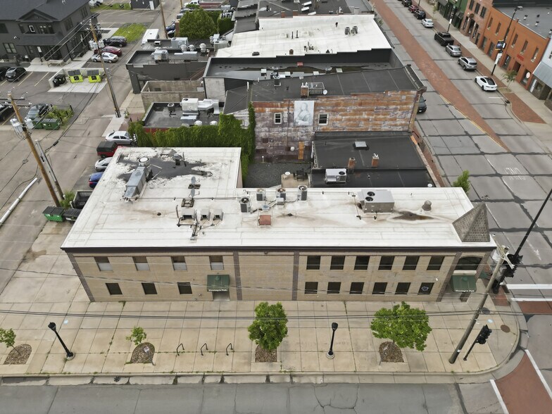 More Photos Of 442 Water St, Eau Claire Bar For Sale