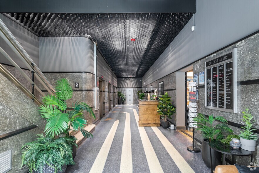 More Photos Of 30 E Adams St, Chicago Apartments For Lease