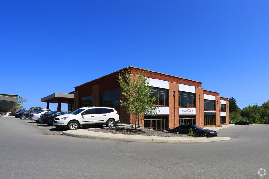 More Photos Of 500 Huronia Rd, Barrie Office For Lease