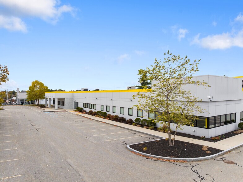 More Photos Of 801 Worcester St, Natick Freestanding For Lease