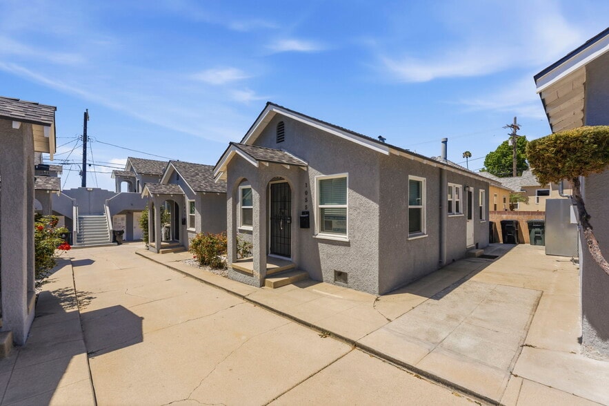 More Photos Of 1047 W 7th St, San Pedro Multifamily For Sale
