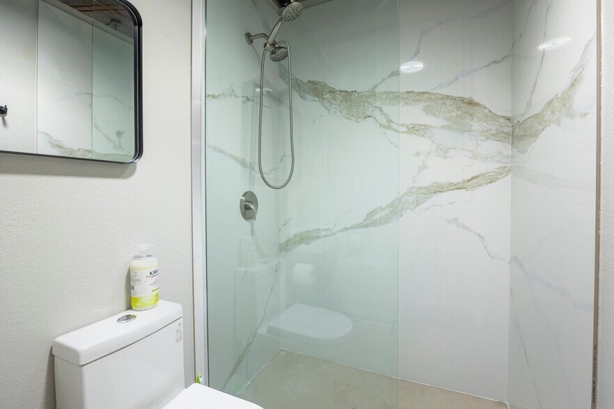 More Photos Of 1340 Imperial Beach Blvd, Imperial Beach Office For Lease