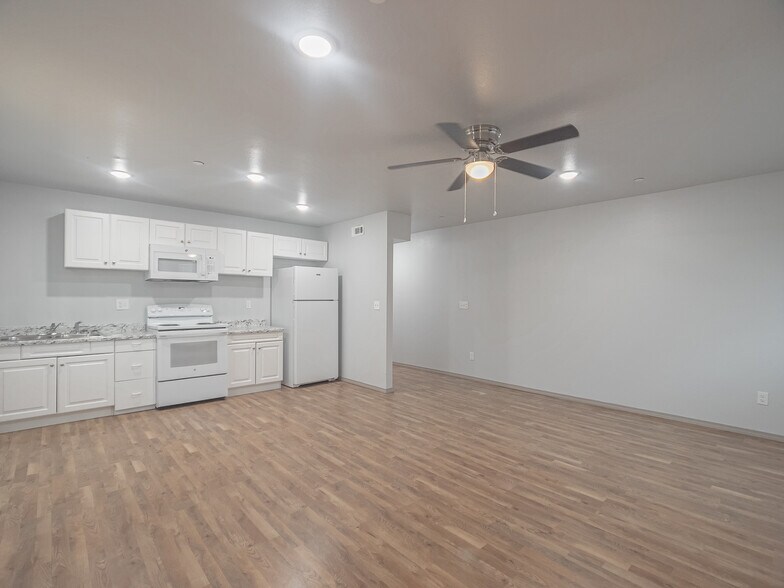 More Photos Of 3732 NW 23rd St, Oklahoma City Apartments For Sale