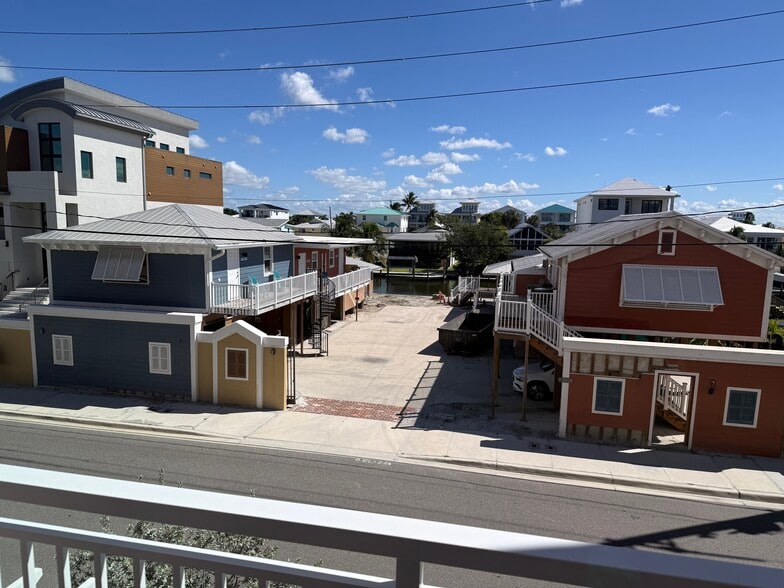Primary Photo Of 202 Crescent St, Fort Myers Beach Specialty For Lease