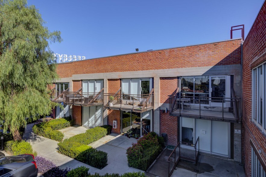 More Photos Of 1800 S Brand Blvd, Glendale Loft Creative Space For Lease