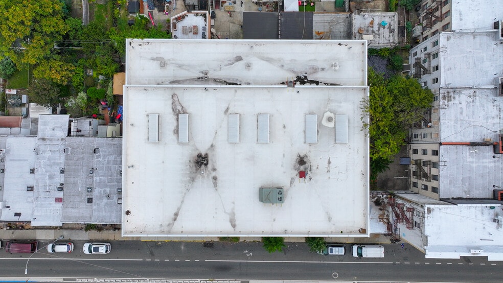 More Photos Of 413 20th St, Brooklyn Industrial For Sale