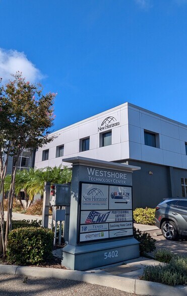 More Photos Of 5402 W Laurel St, Tampa Loft Creative Space For Sale