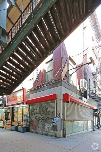 More Photos Of 295-297 Broadway, Brooklyn Apartments For Lease