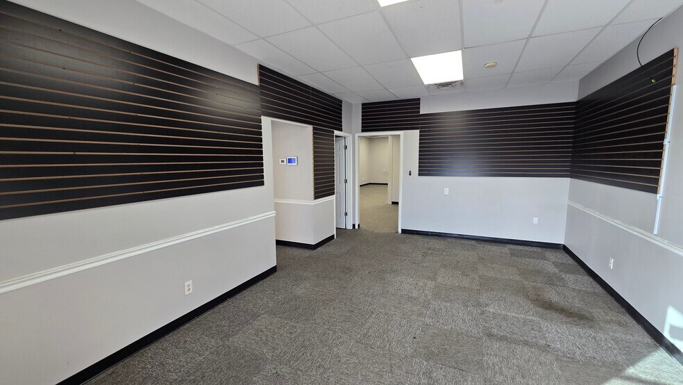 More Photos Of 5720 Gall Blvd, Zephyrhills Office For Lease