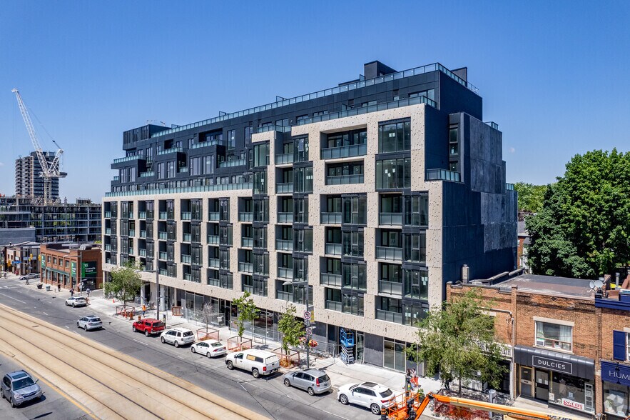 Primary Photo Of 840 Saint Clair Ave W, Toronto Apartments For Lease