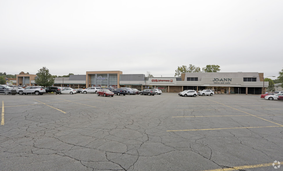 Primary Photo Of 4075-4107 Telegraph Road, Bloomfield Hills Storefront For Lease