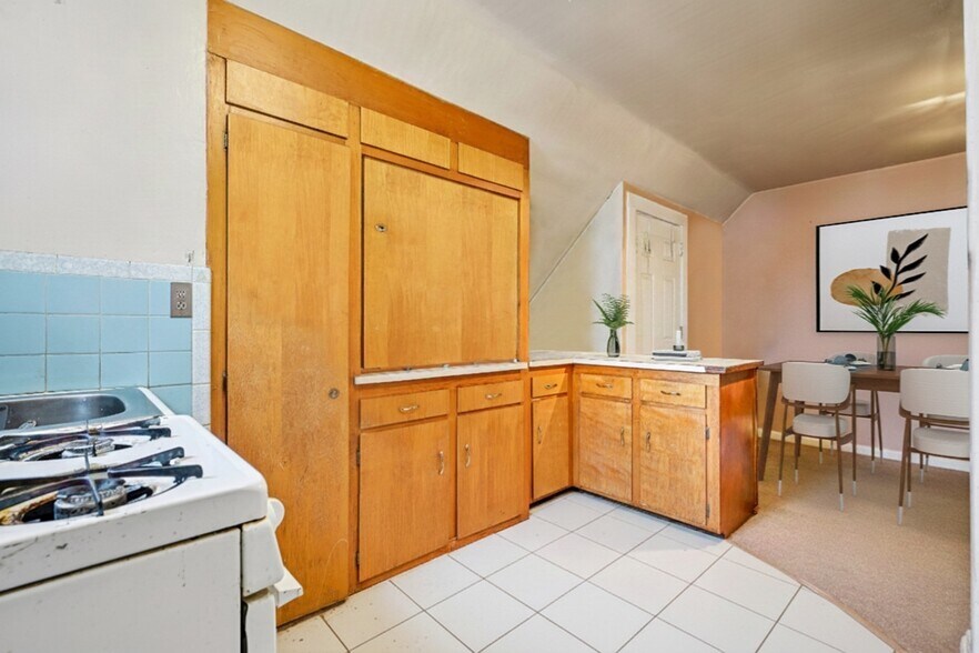 More Photos Of 327 Central St, Saugus Office For Sale