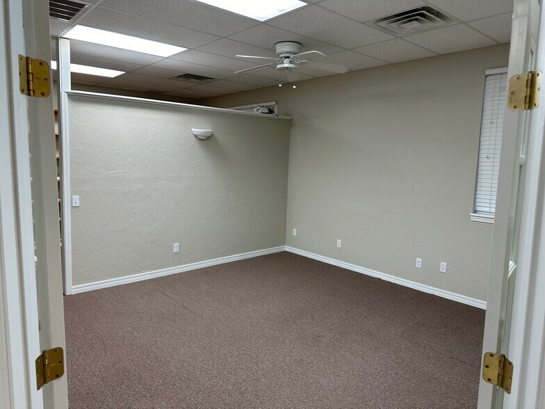More Photos Of 3916 NW 36th St, Oklahoma City Unknown For Lease