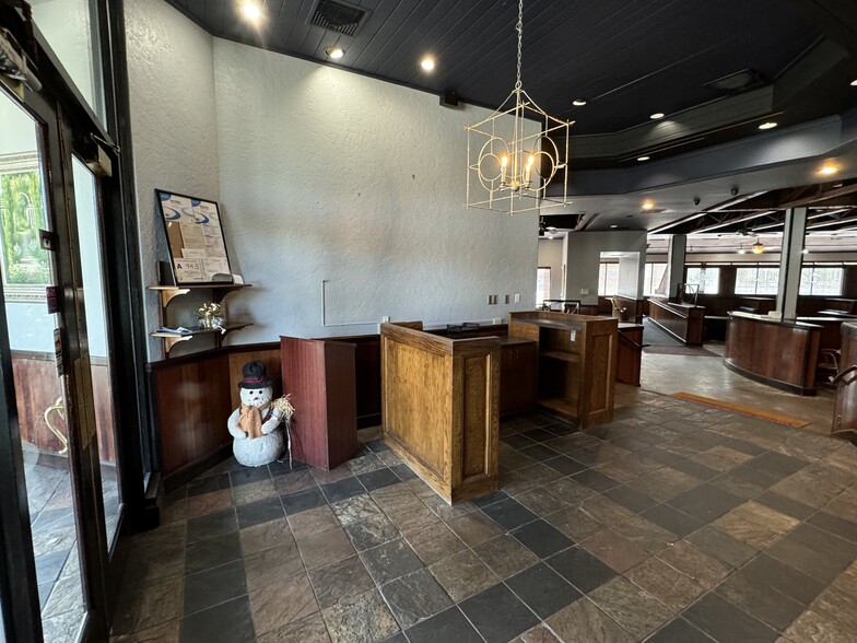 More Photos Of 914 Mall Loop Rd, High Point Restaurant For Sale