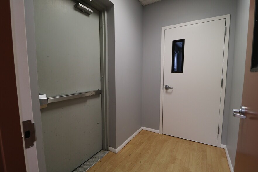 More Photos Of 1167 McBride Ave, Woodland Park Medical For Lease
